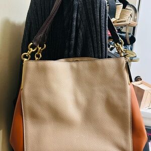 Coach Women’s Dalton 31 Bag